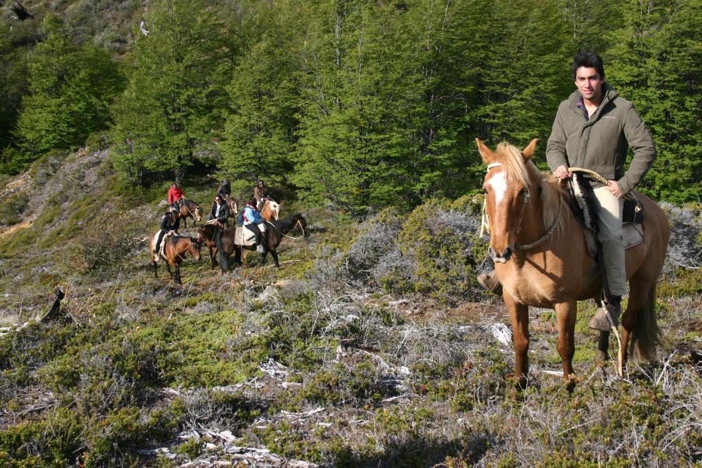 Lodge El Mirador De Guadal Пуэрто-Гуадаль Экстерьер фото